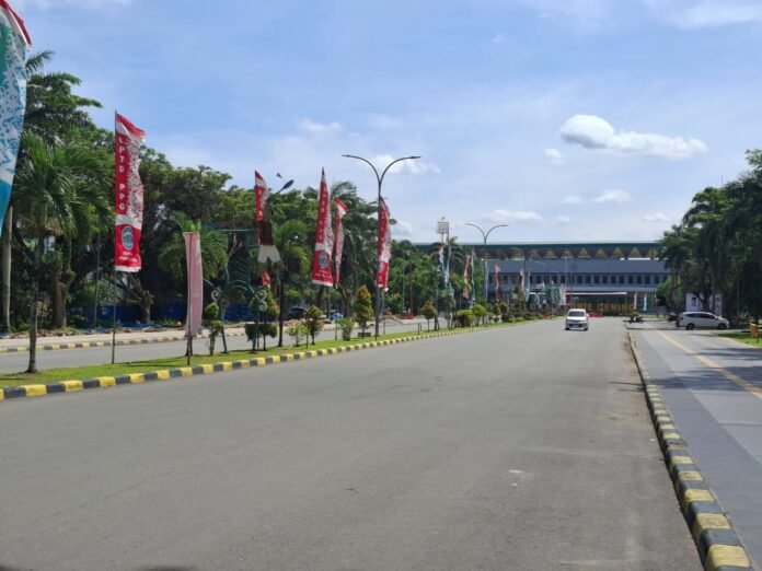 Halaman Lapangan Gelora Kadrie Oening Sempaja, Kota Samarinda.