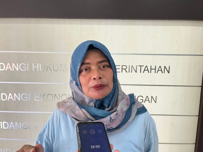 Anggota DPRD Kukar, Hamdiah Z.