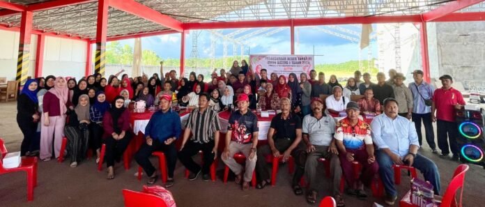 Anggota DPRD Kukar, Masniyah saat melakukan reses di Muara Jawa.