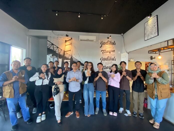 7866cfdb-7541-4a13-b878-71a0b0b07a2d